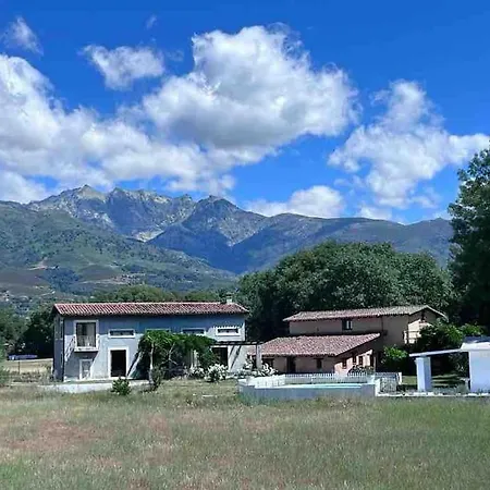 El Bosque De Candeleda