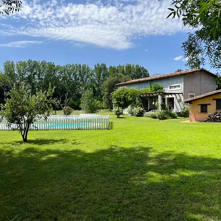 El Bosque De Holiday home Candeleda