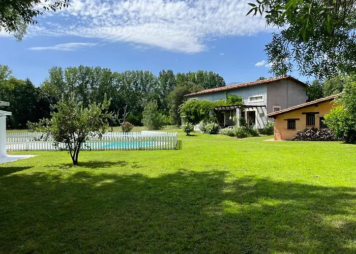 El Bosque De 펜션 칸델레다