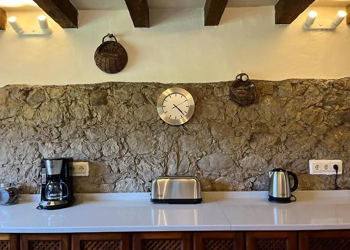 El Bosque De 펜션 칸델레다